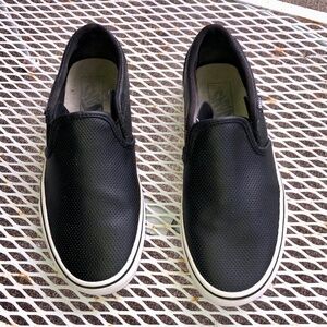 Van’s Asher slip on sneakers women’s 8.5